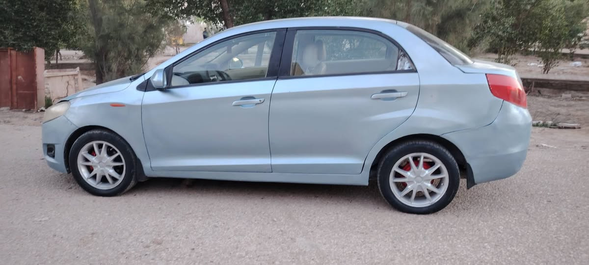 السلام عليكم رمضان كريم. شيري فلاوين موديل ٢٠١١ رقم قادسيه مشروع وطني تحويل مباشر محرك كير كله تمام المحرك توني مسوي كله جديد تخم تاير توني شاده باتري جديد داخل كلش حلو كهربائيات كلشي شغال تبريد نقص غاز فتحت المحرك وماشحنته غاز مصبوغه عام إثر جراد مكفوله من الضربه والخياس والكص تراي كلش كشنات جلد بلادي السعر ٢٢ وبيها مجال كلش قليل مكاني بابل  القاسم ***********
***********
