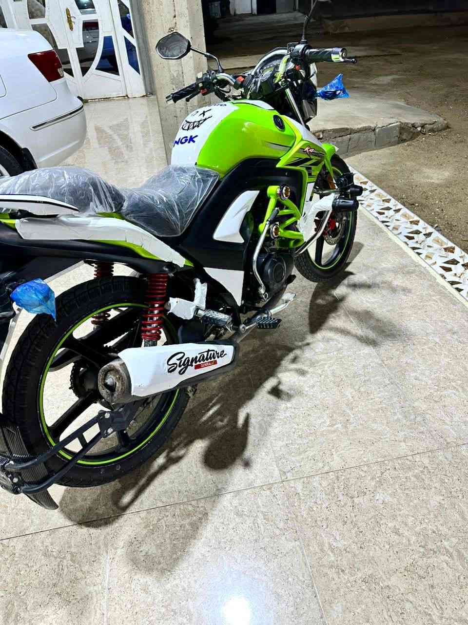 سلام عليكم دراجه هاوجي موديل21مسجلً كامل لوحه عربي  تحويل ثاني يوم دراجه نضيفه خير من الله السعر خاص مكان رمادي جزيرة بعلي جاسم  مكلف بل نشر رقم صاحب دراجه***********
