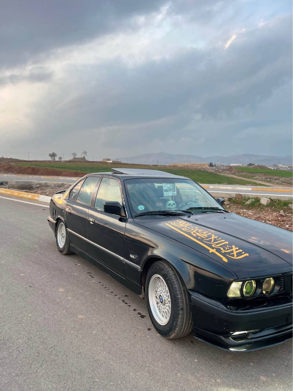 سەرتا بەناوی خوای گەورە بیئێم مۆدیل1991ڕەنگی ڕەش مەکینە520کەپس ئاڕم پلاستیک سلێمانی بەشەرت 4 جام کارابا سڵایت کوشن جڵد تاخم پێشی پشتی هەموی تازەم گۆڕیوە گێڕو مەکینە ئەکسل هەموی بەشەرت چرکەوە سەت دۆلار بش کێنە دەحمولێدراوە پێشی لای سەیاق جەمپەکی خەفیفی هەیە شایەنی باس کردنیش نیە موسوبڕاوە هەموی بەشەرت تکایە جوابی نامە نادەمەوە گەر مشتەری تەلە فۆن کە وەتس ئاپیشی لەسەرە*********** رانية, السليمانية
