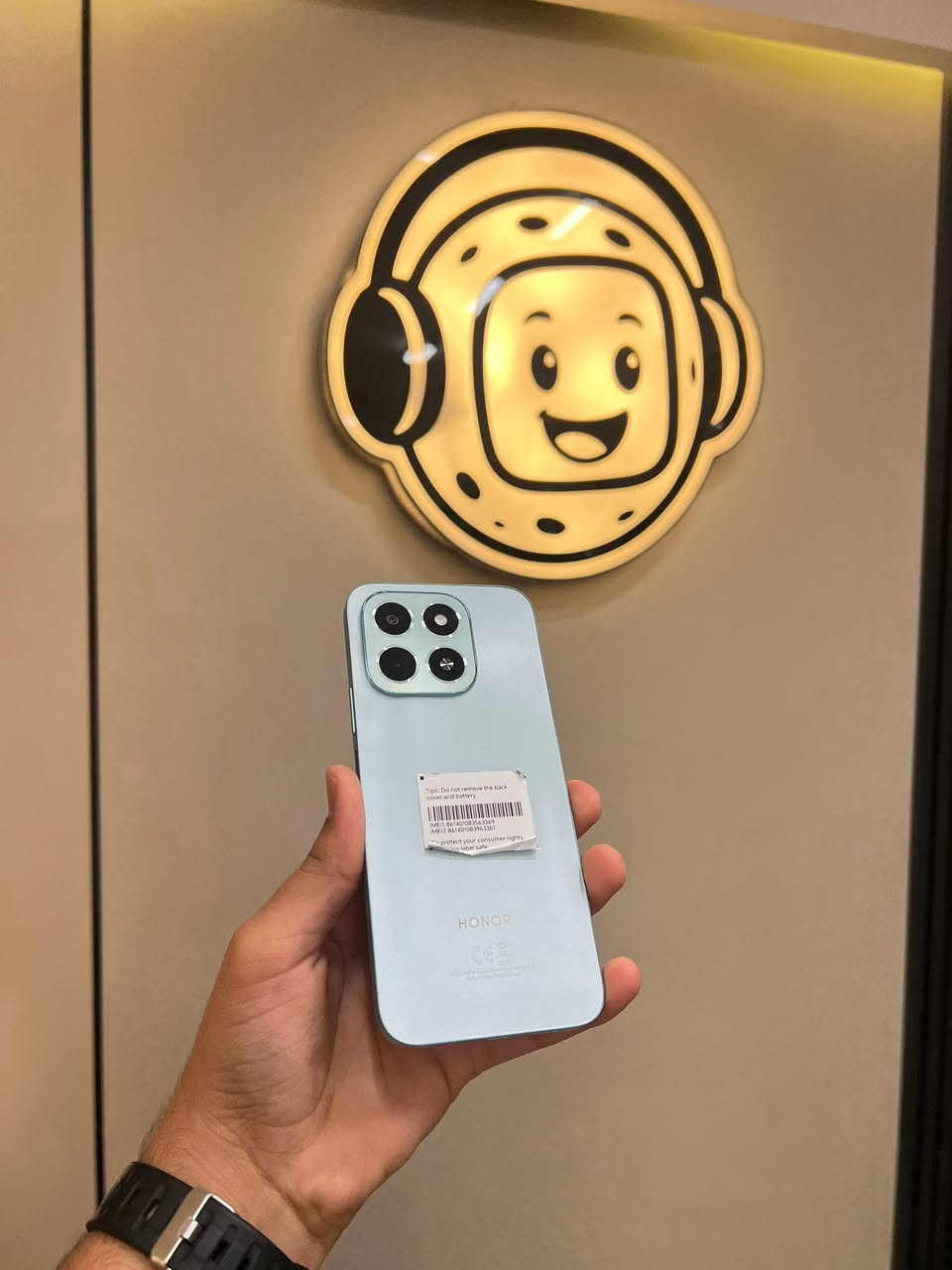 HONOR x6c💚
بسعر 185 الف فقط مع كامل ملحقات 🥰

الذاكرة 128GB

رام 6GB+6GB=12GB

المعالج Helio G81

البطارية 5300mAh

بصمة جانبية 

تردد الشاشة 120HZ

جهاز كلش حلو ونظيف ❤️‍🔥

المكان موصل 
حي الميثاق 

للاستفسار 

***********
