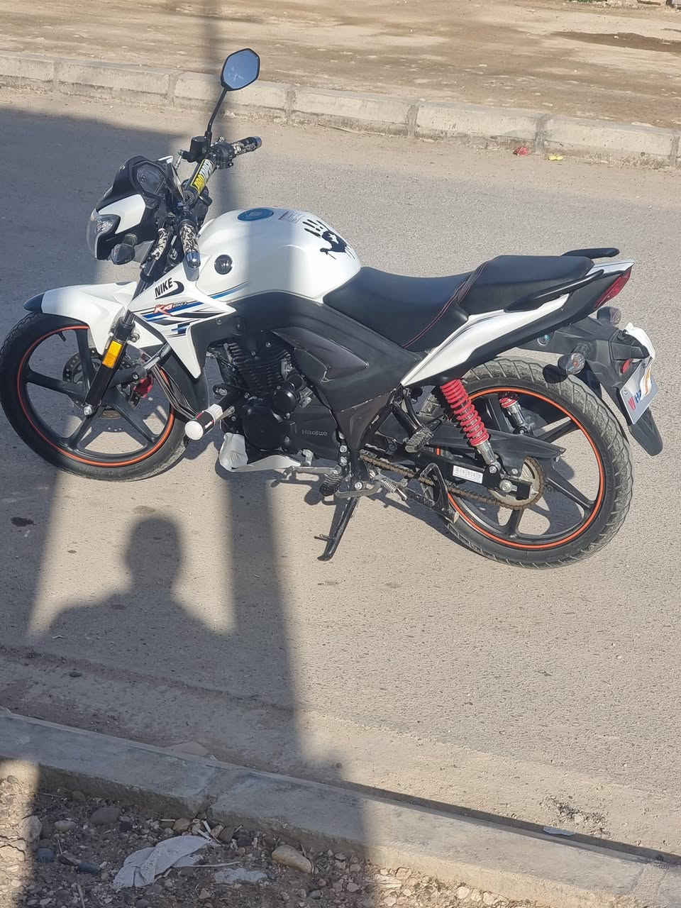 هاوجي ٢٣ مشدود بال25 للبيع
ماشي 3,000 اوراق جمعية يعني بدون گمرك
مكاني القائم_جريجب


**إذا كنت صاحب هذا الإعلان وتريد حذفه لأي سبب، رجاءا أرسل رسالة إلى الدعم الفني**