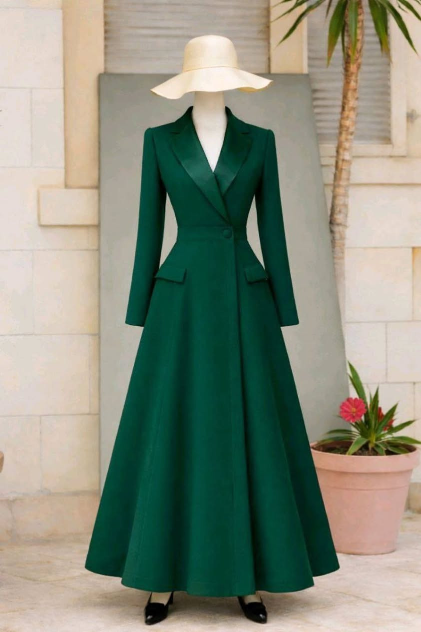 بسم الله توكلنا على الله
نقدم لكم فستان جبة ياخه ستن مبطنه كامل 
دبل كلوشه
الطول 145 
نوع القماش .. دابل ايطالي 
الالوان كما موضح اعلاه تماما 
كوالتي فول 
القياسات 42/44/46/48/50/52
السعر 65 مع توصيل


**إذا كنت صاحب هذا الإعلان وتريد حذفه لأي سبب، رجاءا أرسل رسالة إلى الدعم الفني**