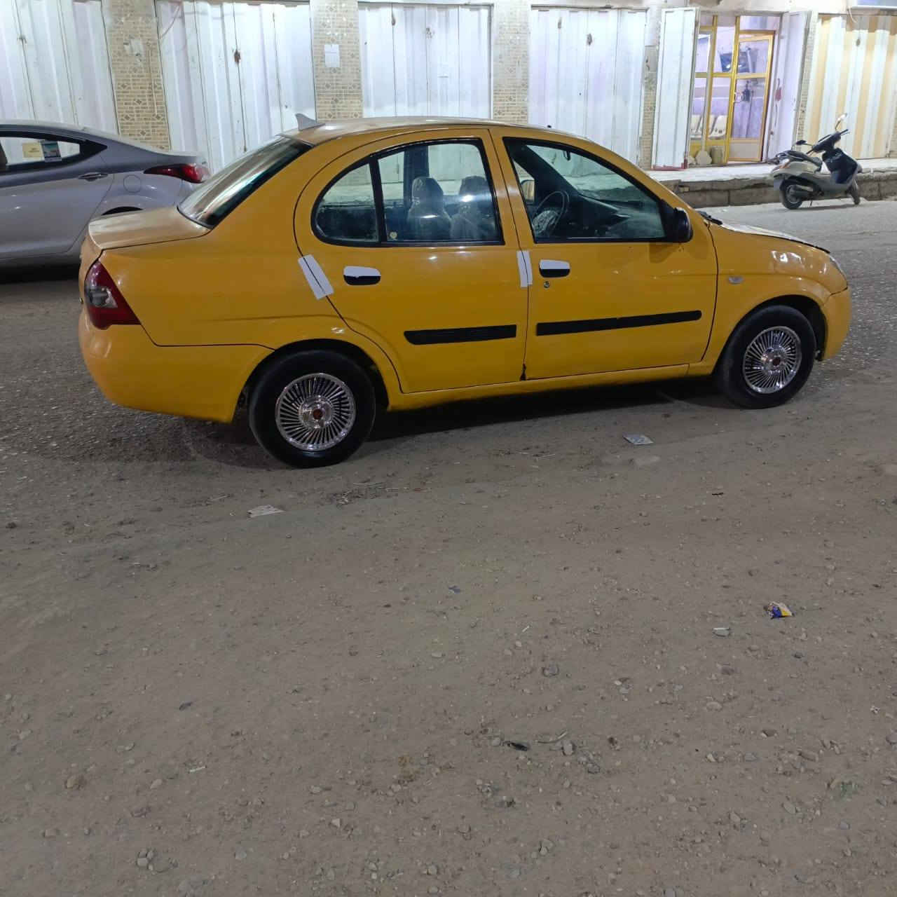 سلام عليكم سياره البيع طيبه مديل 2015  مكينه وكير مكفولات مكفوله من ضربه وتبديل وصبغ تخم تاير حداده جديده الكهرباء كلها شغاله لايدت زنون سياره حلوه جاهزه من كلشي تحويل اليمته مايعجبك سعر 23مكاني العماره ميسان هاذ رقمي ***********
