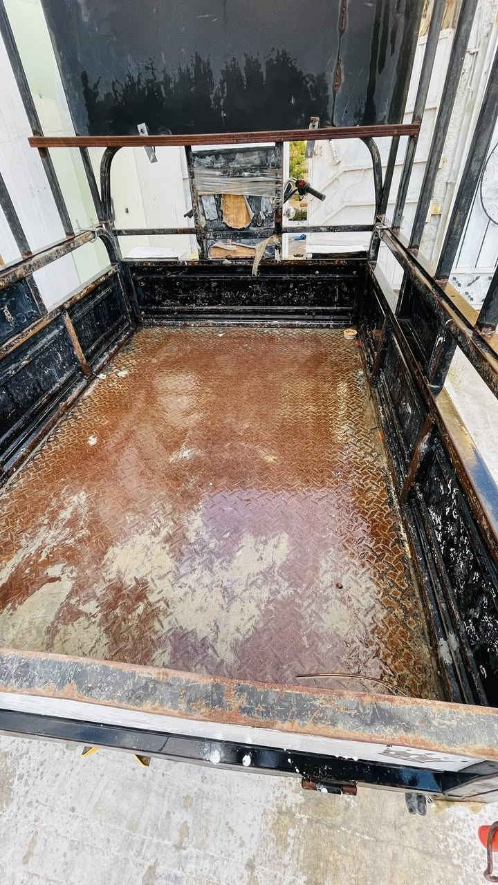 ستوته للبيع موديل 2020 محرك 200 كير بوكس جديد اكسل جديد باتري جديد كهربائية كلها شغال سعر مليون و 75 شراي يرسلني او يخابرني ***********
