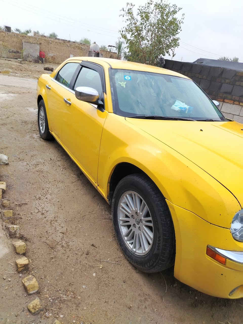 السلام وعليكم اوبامه للبيع موديل 2009  رقم صلاح الدين مشروع وطني سنويه ل 2028 مصفره هيئه وغرامات  مكينه وكير مكفولات  السعر 90 الاستفسار  ***********
