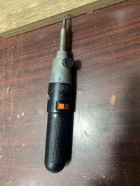 ١٥ • عطل بطارية