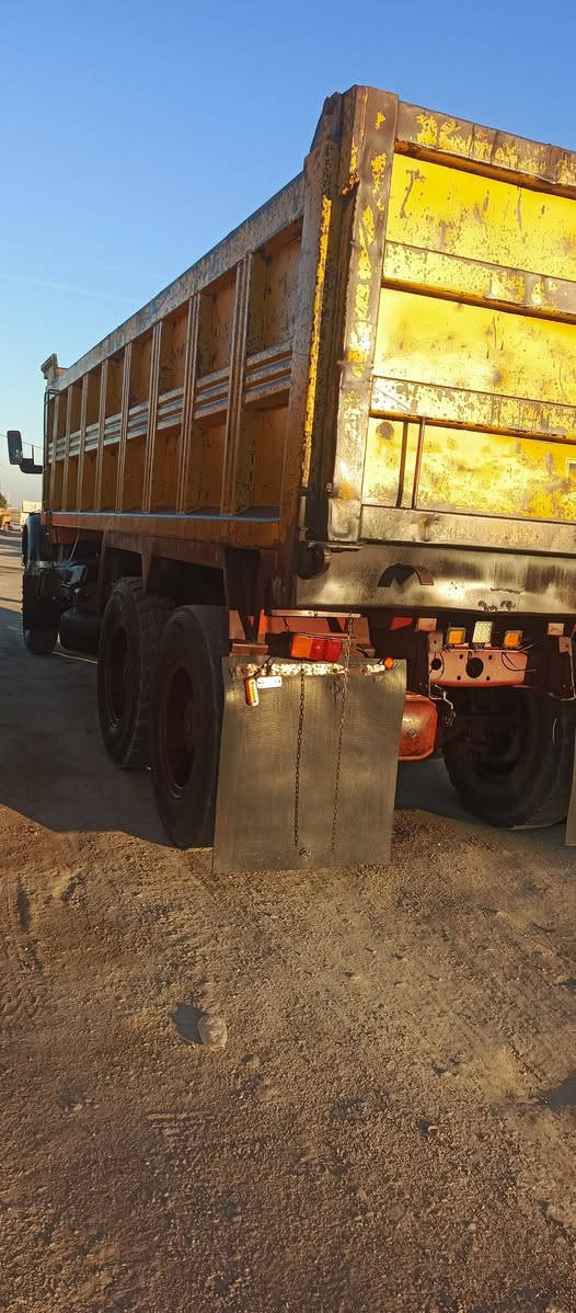 البيع اقجم موديل 82 رقم إنكليزي سنويه 2030 كير 130 برميل مجموعه جي إف سعر 60 وبيها مجال إستفسار *********** / ***********
