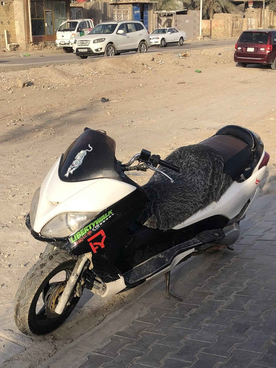 سلام عليكم فورزه0.8 للبيع طفت فجئه ابيع كوم حديد سعر خاص مكاني بصره قرنه***********
