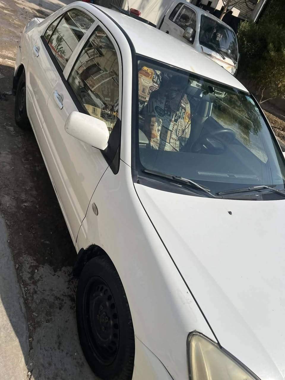 السلام عليكم لانسر للبيع موديل 2010
محرك2000 لا دوانز ولا هم يحزنون
رقم اربيل يعني انسة الغرامات
صدر امامي+خلفي شرط كلة اصلي مو تلزيك وديها الاي ابو صدر وتأكد 
منضومة تبريد شرط ثلاجة وجديده100/100
جرس ب120
كهربائيات بلادي شغالة
ضررها باب مبدل وجاملغ معدل
السعر80 وبيها مجال بسيط
للاتصال ***********
