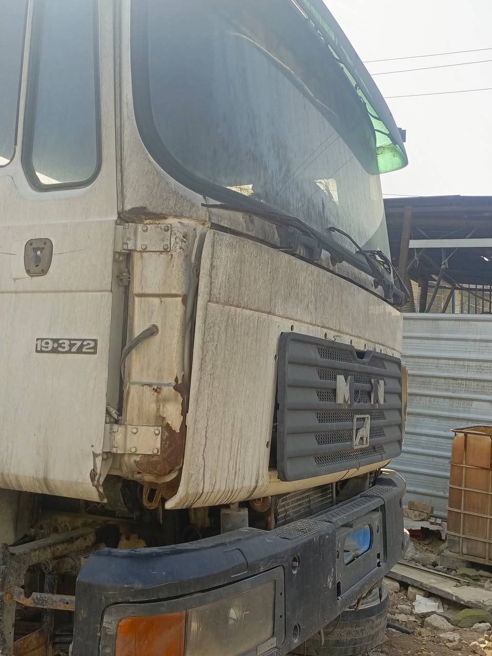 السلام عليكم مان صقر البيع موديل ٩٤ سياره حلوه السعر ٤٥ *********** هاث الرقم الهاتف وتفسر
