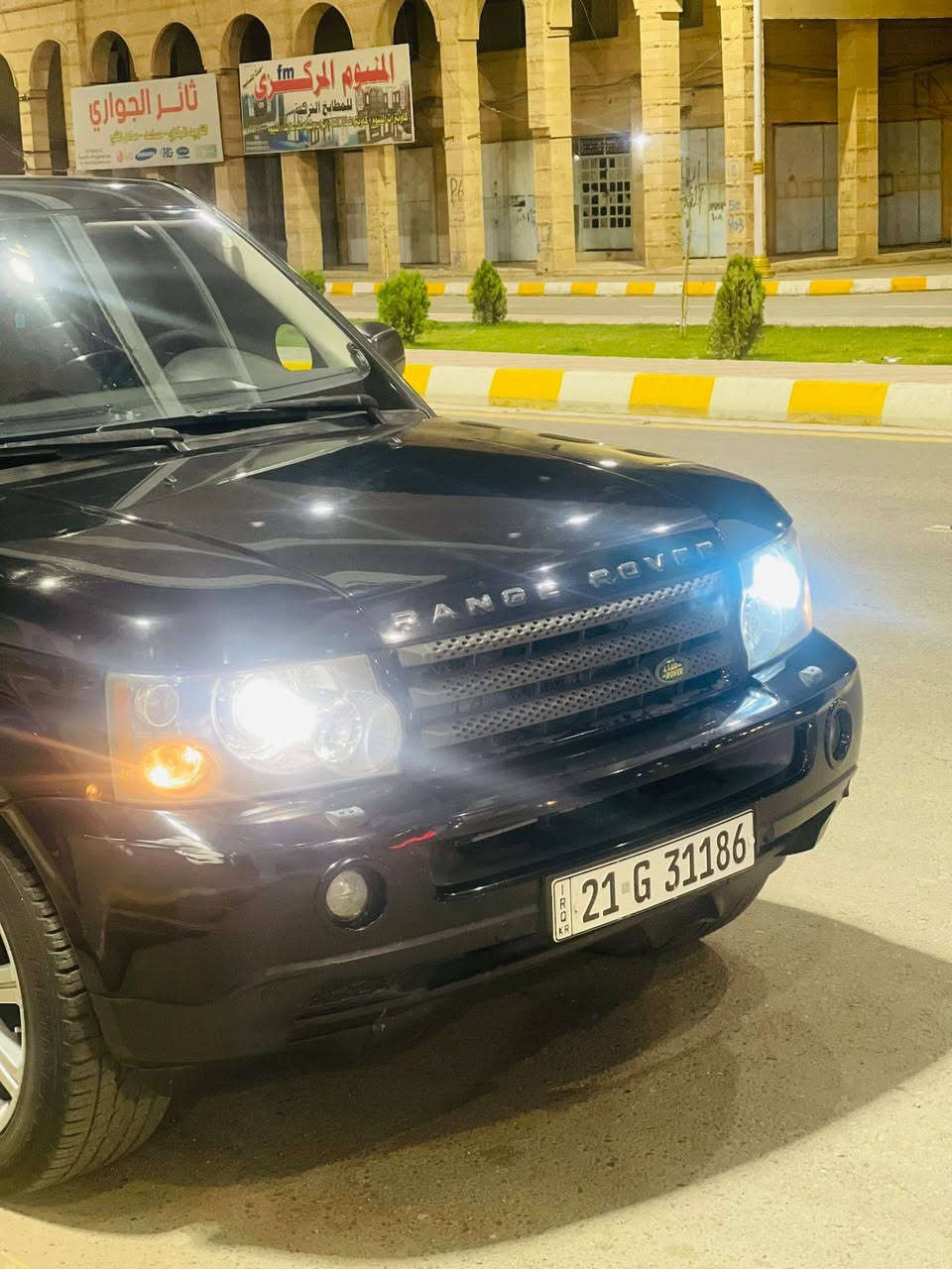 رانج روفر موديل ٢٠٠٦ محدث ١٣ 
گير ومحرك لگزز 
محرك ٨ 
رقم دولي شرط التحويل 
بيع او مراوس السعر 105وبيها مجال
التواصل على القم ***********
