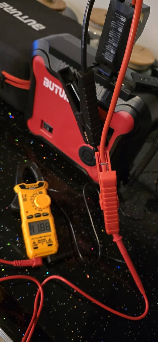 جهاز جطل بطارية السيارات العملاق مع منفاخ وليد ماركة BETURE بي خلل بالخريطة اتصور لان يشحن واخراج من الجطل شغال موضح بالصورة ١٢ فولت
السعر ٥٠ الف مع التوصيل
الي يعرف عنها يعرف سعرها الحقيقي


**إذا كنت صاحب هذا الإعلان وتريد حذفه لأي سبب، رجاءا أرسل رسالة إلى الدعم الفني**