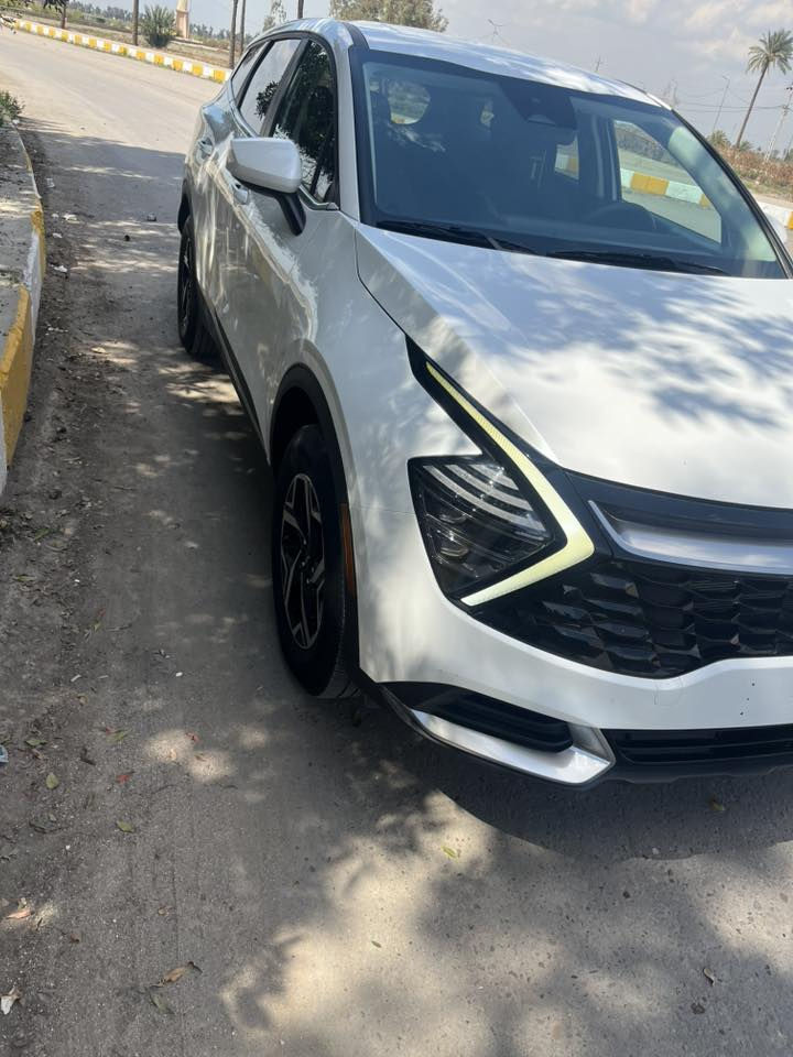 للبيع سبورتج موديل ٢٠٢٤ 
الضرر بنيد فقط بدون أي دواخل 
وصبغ بالجاملغ الأيمن بخشمه عشرين سانتي فقط
بنيد بدون صبغ اصلي مبدل نفس لون 
ماشية ١٦ ميل فقط 
ايبارك الدركه فقط طاك 
السياره فور ويل مكينة ٢.٥ 
اوتوهولد 
كار بلي  
حساسات كامرات 
سايد بريك كهرباء
انظمه قياده ٣
الاضائه لد زنون 
السياره كامله بدون برغي نقص 
السعر ١٨٠ ورقة 

السياره بدون رقم تترقم أي محافظه تعجبك 
للاستفسار الاتصال على الأرقام التالية 
***********
***********
