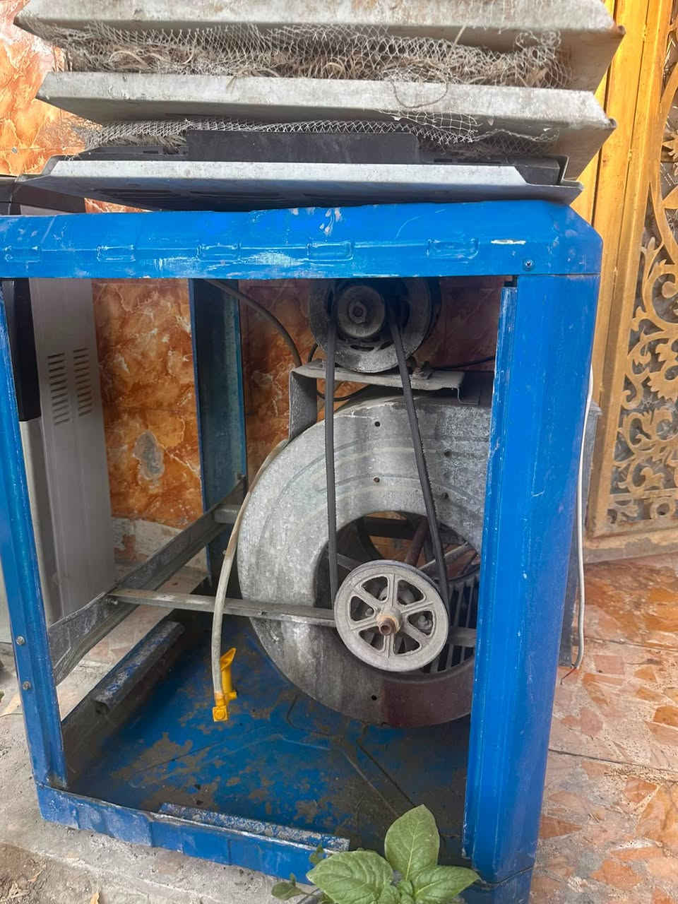 مبرده نوع جنرال نضيفه جدا 
 استخدام موسم واحد للبيع 
مكان بابل المركز


**إذا كنت صاحب هذا الإعلان وتريد حذفه لأي سبب، رجاءا أرسل رسالة إلى الدعم الفني**