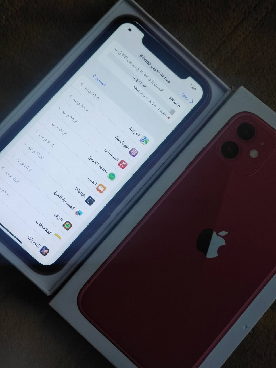 ***********ايفون 11عادي جهاز كفاله بطاريه 82 ذاكره 256 وياه كمل ملحقاته سعره 280
