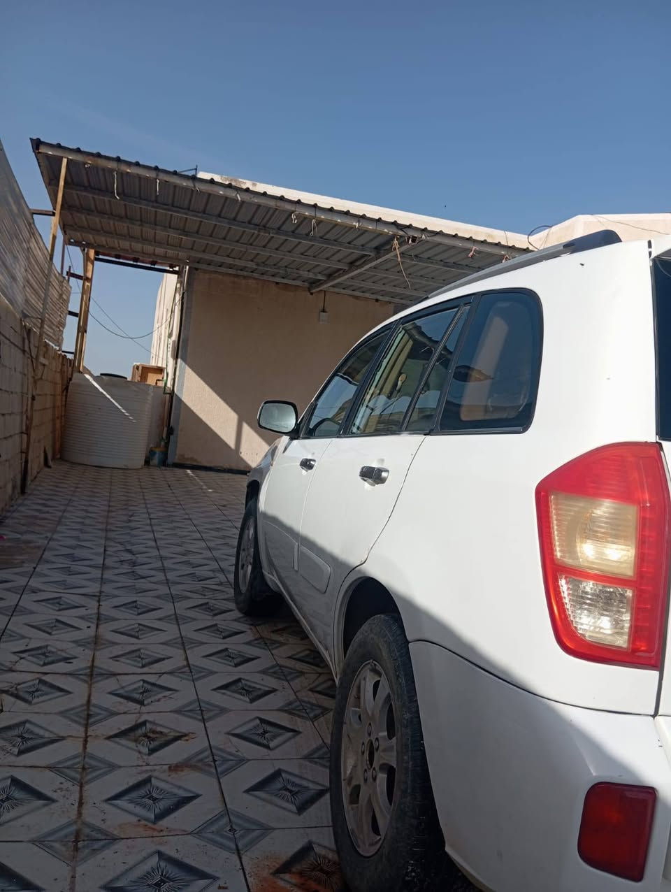 السلام عليكم ورحمه الله وبركاته...
تيكو 2013 للبيع كفاله عامه السياره نظيفه جدا داخل وخارج رقم كربلاء مشروع وطني تحويل ثاني يوم مكانها بالحله وترايها 160 عليها ادامه كامله ما تصرف عليها بس تحويل شرط ولا كلوب بالدشبول وبالخير على الياخذها رقمي اتصال + واتس اب *********** حلة, بابل
