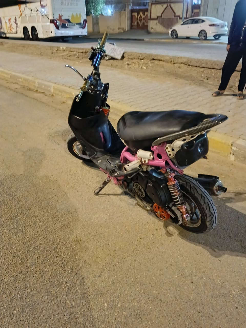 للبيع او مراوس سلام عليكم ماكس عدله مزوده كلجات اصلي رياضي دبل وره اصلي وياله صالنصه ربع ستيرن رياضي مكينه 55 شلعه فوول شاصي مضبوغ صبغ جديد بيه نواعم بعد رقم الهاتف ***********
