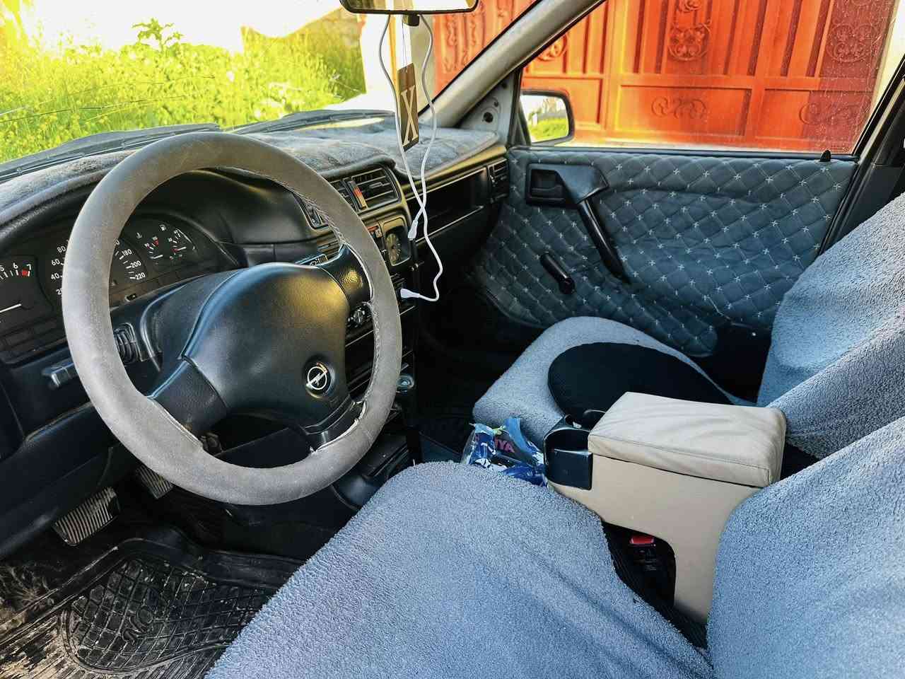 فكترا 1991 ابيض محرك 20  اوتماتيك بدون صبغ بدون ضرر بيها بطاقة بانزين سعر 40


**إذا كنت صاحب هذا الإعلان وتريد حذفه لأي سبب، رجاءا أرسل رسالة إلى الدعم الفني**