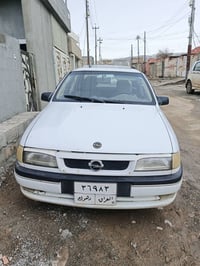 أوبل فيكترا • ١٩٩٣ • جير عادي