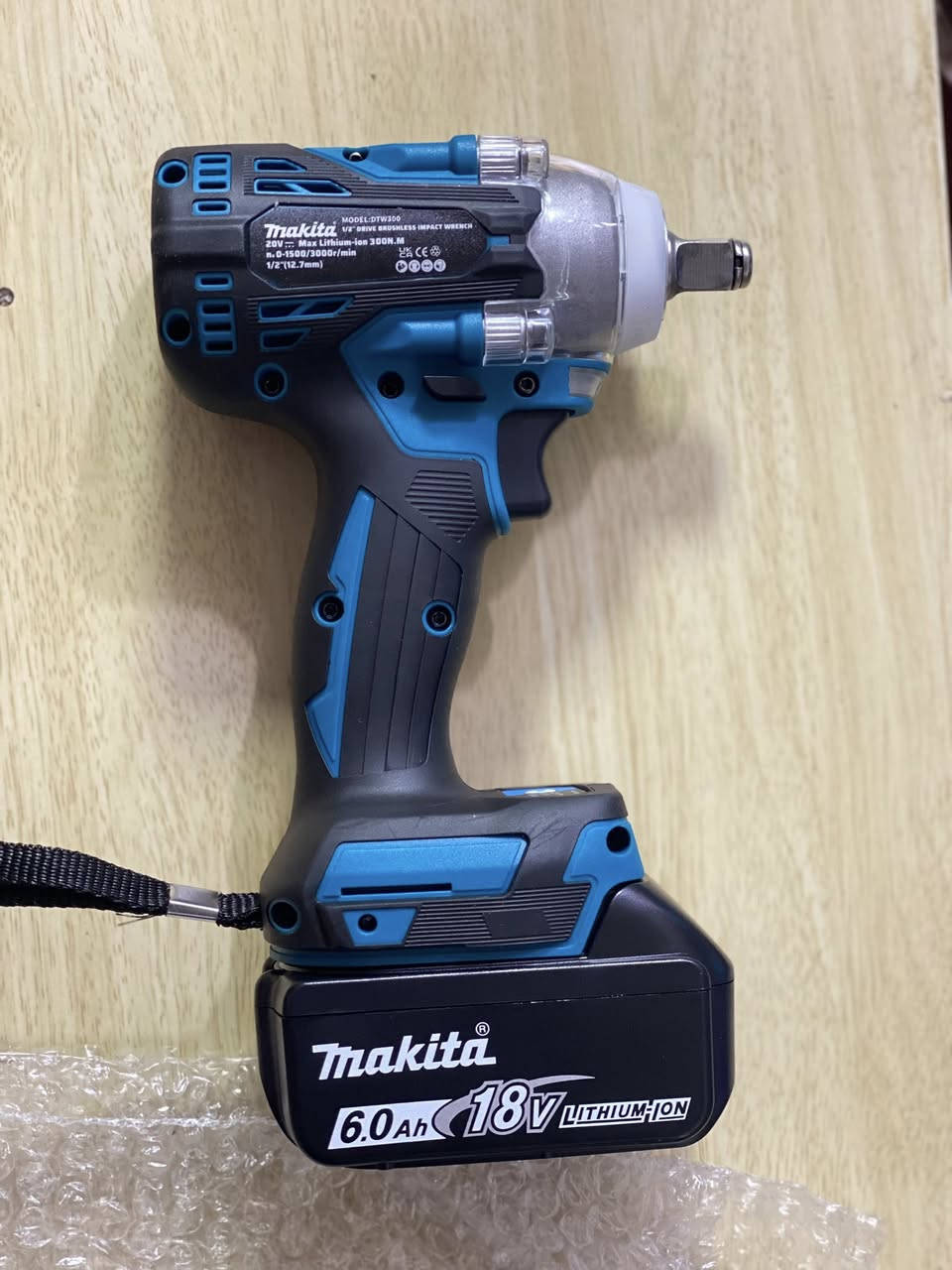 سلام عليكم 🫡 

مجموعه عدد دريل لغمه  دريل عادي  كله شحن
كوسره منشار جلايه هزاز هم ماعرف مال شنو 
شباب عندي قطع بعدني حته مامصورهه 
الي يفيدنه يراسلني خاص  
رقم الواتساب ***********
