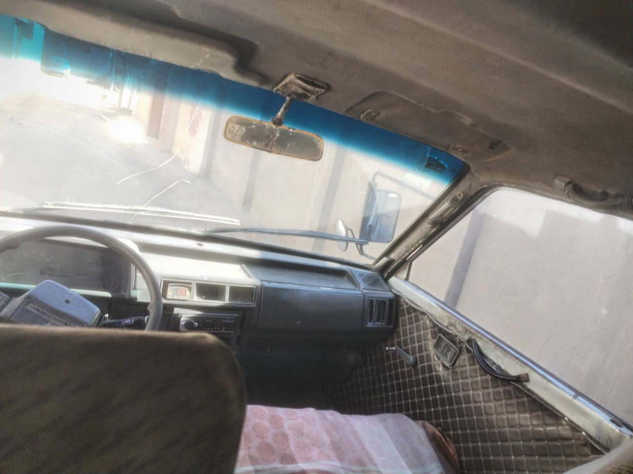 كيه بسته جاهزة من كل النواحي موديل 1994 جاهزة من كل النواحي السعر 14 رقم احمر صدام انبار 11ركب الاتصال علا الرقم ***********
