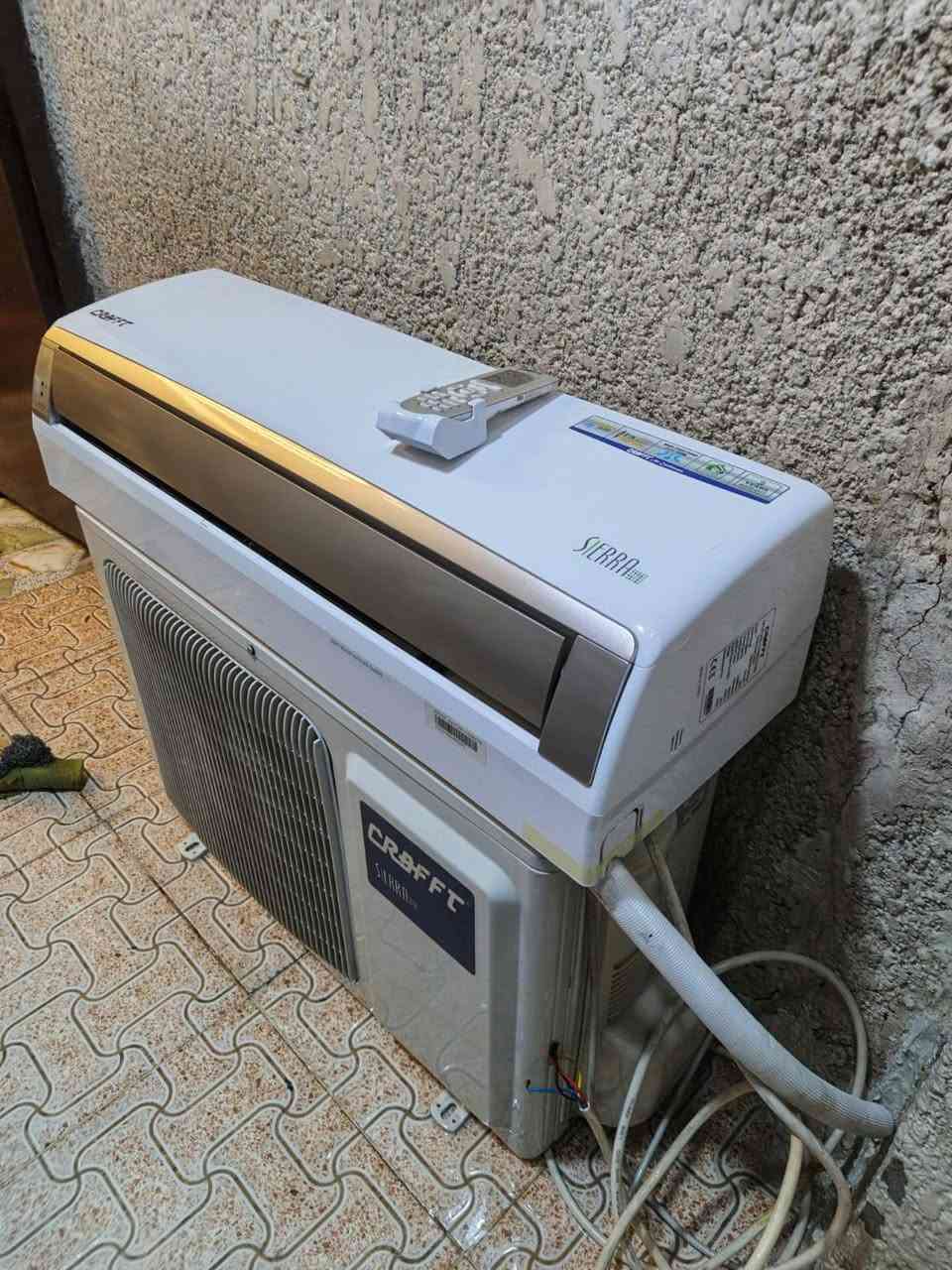 سبلت كرافت 1 طن جهاز جديد مشتغل كلش قليل مع كامل أغراضه مكاني البياع ***********
