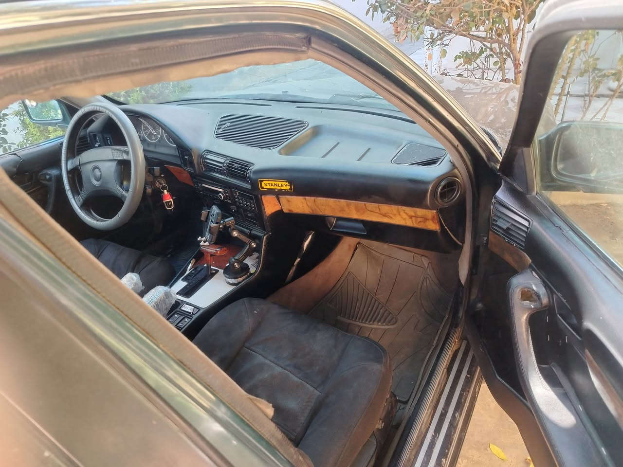 السلام عليكم
BMW للبيع 535 بغداد. بأسمي
لون زيتوني
السياره تمشي عين الله عليها بس ابيع محرك كايم
عارضها ب 45 بيها مجال
مكاني الرمادي 
رقمي ***********اتصل وتدلل
