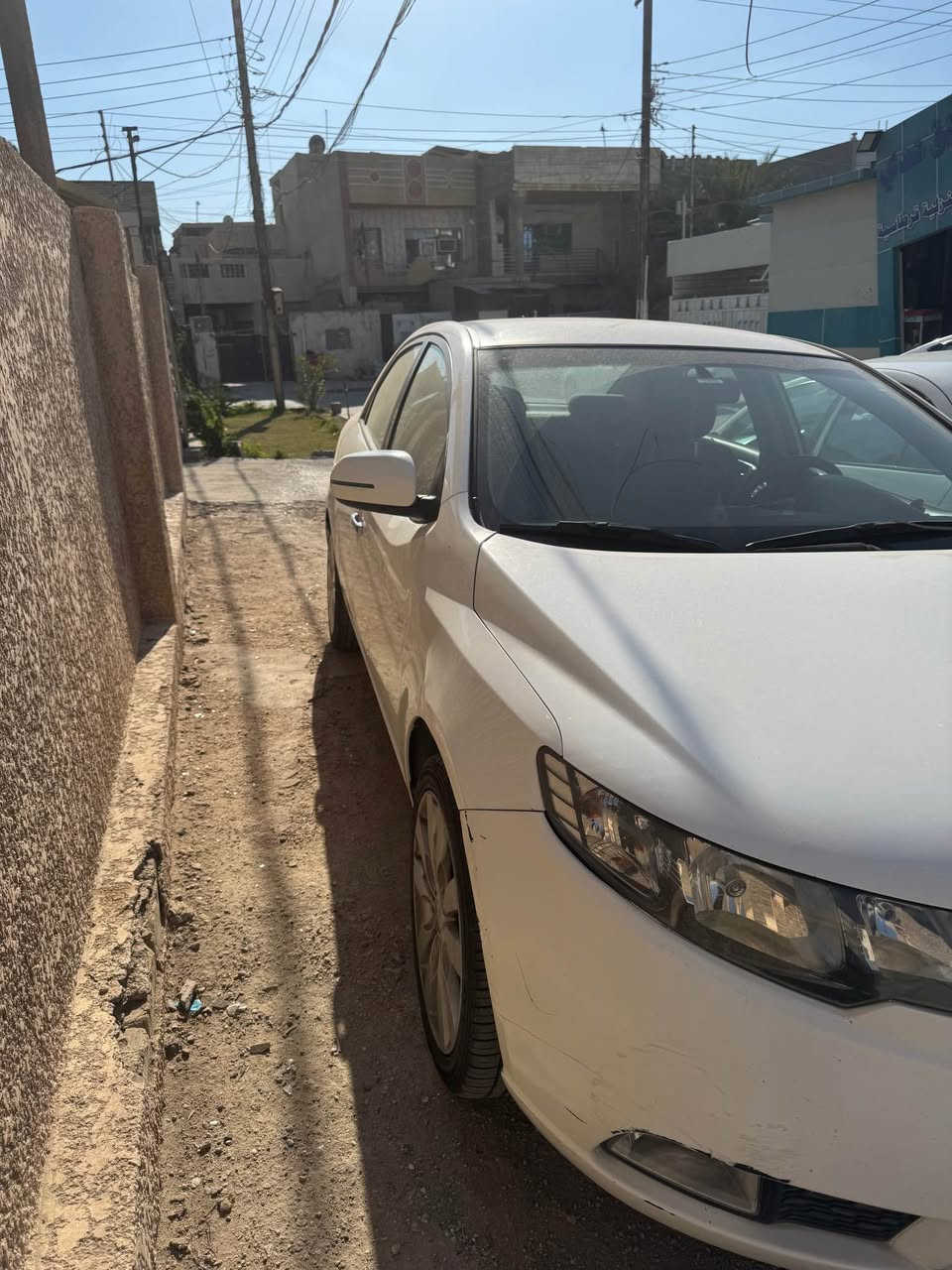 السلام عليكم كيا سيراتو ١٣ مواصفات عاديه ماشيه ١٣٤ الف كيلو كير محرك بلاد لا مفتوح ولا ملعوب بيهن جاهزة من كلشي ومكفولة كفاله عامه من الصبغ والضرر رقم اربيل سنوية باسمي السعر ١١٥ ورقة وبي مجال للاستفسار الاتصال *********** بغداد, العراق
