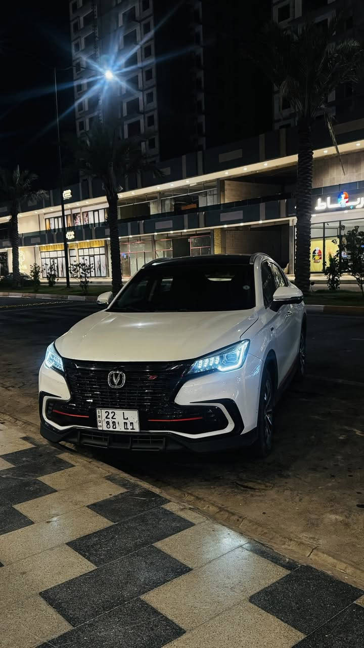 شانجان CS85 موديل 2022
شانجان CS85 موديل 2022
السياره مابيها اي نقص كاملة مكمله فول للأخير اعلى مواصفات 
  
* محرك 4 سلندر  سعة 2.0 تيربو  بقوة 233 حصان /360 نيوتن متر
*ماشيه 75 الف كيلو
* بانزين عادي تاخذ السياره مو فقط محسن
* ناقل حركة 8 سرعات  * دفع امامي 
* أنماط القيادة (عادي اقتصادي رياضي ثلوج) 
* وسائد هوائية امامية   * وسائد هوائية جانبية
 * نظام مكابح مانع الانغلاق (ABS) 
* توزيع قوة الكبح الكترونيا (EBB) 
 * نظام مراقبة ضغط الهواء فى الإطارات (TPMS) 
 * نظام الحفاظ على الثبات 
 * نظام المساعدة على صعود المرتفعات 
* نظام المساعدة على  نزول المنحدرات 
* المكابح توقف ذاتي كهرباء 
* حساسات امامية 
* حساسات خلفية
 * كاميرا 360 درجة 
 * نظام 4.0 APA  الاصطفاف الذاتي 
* الاصطفاف للسيارة بنظام الريموت 
* نظام القيادة المساعد   * نظام كشف المنطقة العمياء 
* نظام تحذير الخروج عن المسار 
 * نظام التحذير للاصطدام من الامام 
 * نظام مكابح الطوارئ  الأوتوماتيكي
* ويل كب 19انش  
* سقف بانوراما 
* مصابيح امامية LED  * أضواء نهارية LED     
* مصابيح ضباب 
 * اضاءة ترحيبية عند  الدواسات 
* مرايات كهرباء مع تسخين
 * حساس مطر لتشغيل الماسحات
* مثبت سرعة
*  تشغيل عن بعد 
* تشغيل بصمة
 * صندوق خلف كهرباء  * مثبت سرعة متكيف (رادار) 
* شاشة عدادات 10.25 انش
 * مقاعد جلد 
 * تعديل مقعد السائق8 اتجاهات كهرباء 
 * تعديل مقعد الراكب 4 اتجاهات كهرباء 
 * ذاكرة لمقعد السائق 3 وضعيات
* تدفئة وتبريد المقاعد الامامية 
* شاشة وسائط  12.3 انش  
* بوصلة القبلة 
* خاصية عرض شاشة الجوال 
 * عدد 8 سماعات 
* فلتر تنقية الهواء 2.5 PM من الكاربون النشط 
* معدل استهلاك الوقود 14.1 كلم/لتر
السعر 170
مكان السياره بغداد للتواصل *********** فقط اتصال او واتساب غير متوفر ماسنجر
