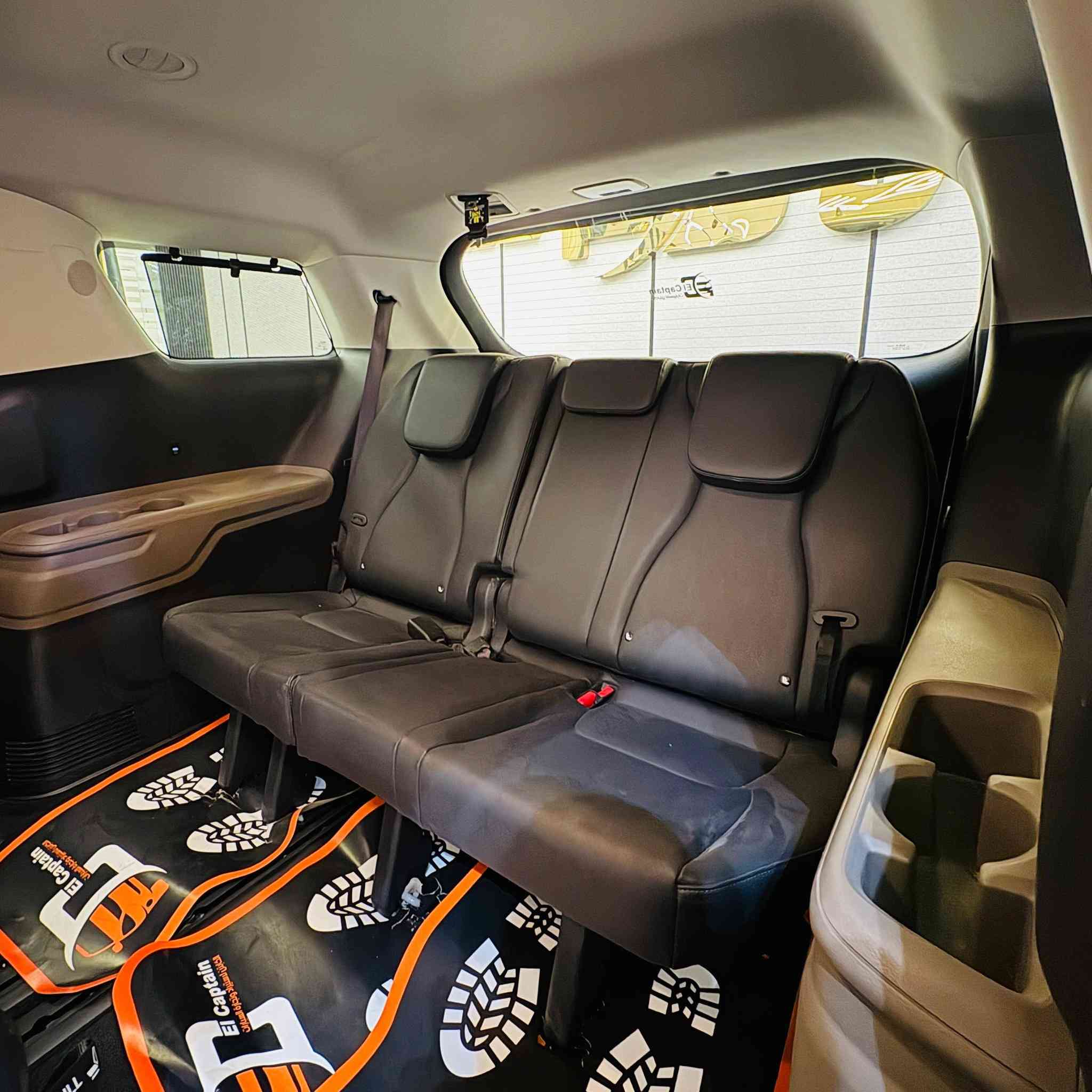 📌 عرض علي كيا كرنفال 2025  اسمنتي
السعر ممتاااااز

كاملة فل اوبشن

٩ مقاعد

كراسي كهربا

عليها ترخيص 3 سنين هدية 

و عتب جانبي و فاميه علي الرخصة

للتواصل 

01014585863


**إذا كنت صاحب هذا الإعلان وتريد حذفه لأي سبب، رجاءا أرسل رسالة إلى الدعم الفني**