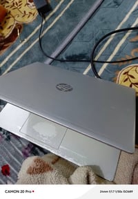 HP الجيل الثامن • شاشة مضروبة • بطارية تخبل