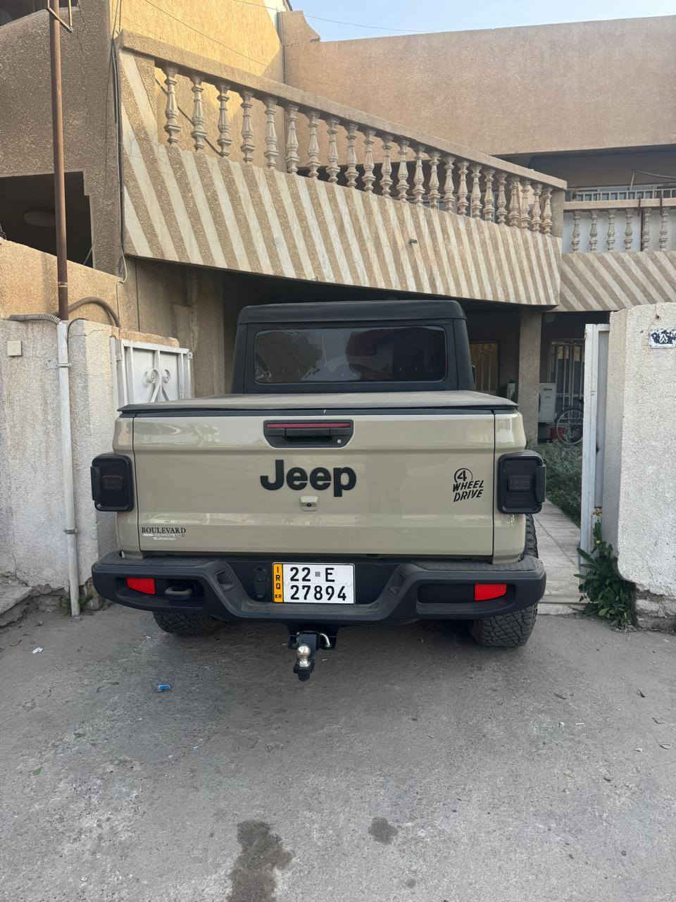 جيب كلاديتور ٢٠٢٢ فئة ويليز 
كلين تايتل مرفق رقم الشاصي بالصور
رقم اربيل الجديد باسمي
ماشية ٢٥ الف ميل
تايرات ٣٥ انج طخم جديد نوع كوديير رانكلر
شاشة جبيرة سستم صوت الباين مع دمام بصمه ابواب وتشغيل 
تدفئة كراسي وستيرن تشغيل عن بعد لايتات وبروجكترات وبكلايتات كلهن ليد
للبيع السعر 35500$
مكان السيارة بغداد الحارثية 
***********
