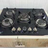 الدورة • مكان • ٨٠م