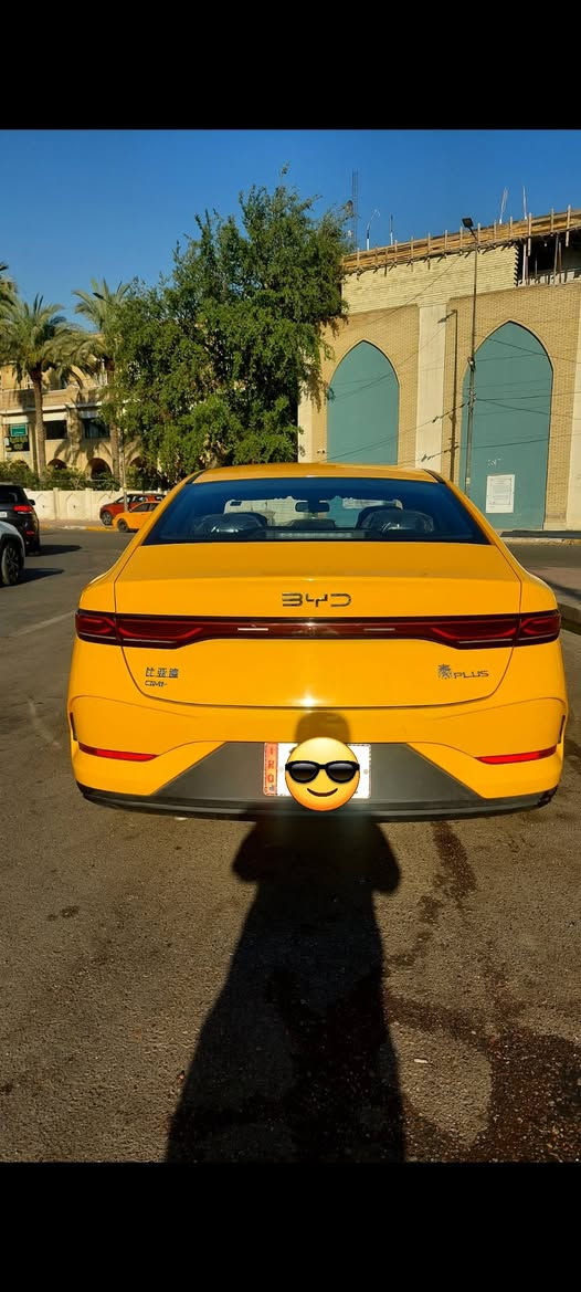 سلام عليكم
للبيع بي واي دي كن بلاص

 موديل 2025 لون أصفر تكسي 

ماشية ١٣ ألف كهرباء وبانزين 

رقمه بغداد بأسمي السنوية
مواصفات معروفة 
للأستفسار ***********
