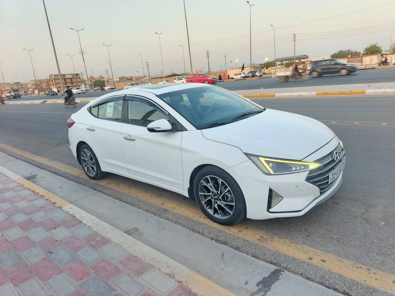 سلام عليكم سياره نوع النترا موديل 2020خليجي فول مواصفات واحد عل واحد كفاله كير مكينه حداديه تخم تاير تبريد تدفىه تبريد ثلج شاير بل مري مري شفط شاشه كامره حساسات تحكم ستيرن جهتين خمسه ويل كب سستم سماعات كشاف زنون قطعتين تبريد ثلج العنوان كربلاء السعر 154 الهاتف  ***********
