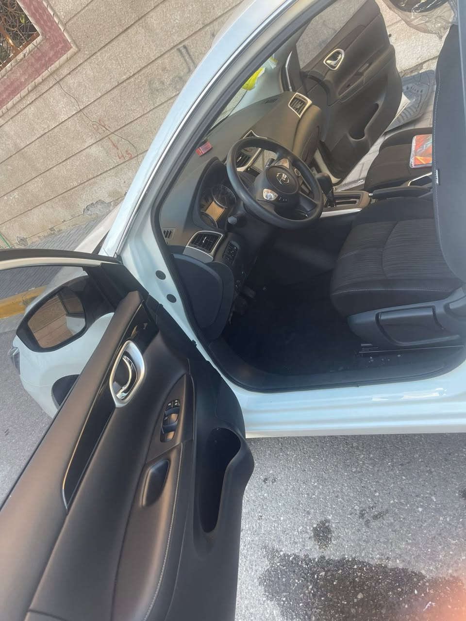 السلام عليكم اخوان
نيسان سنترا 2025 ماشيه 3000 كفاله عامه من كلشي سياره بحاله الزيرو ما عده بارد بخشم المدكر مكينه 1600 رقم اربيل تريد وكاله تريد تحويل شاشه كار بلاي قطعتين تبريد والمواصفات الباقيه معروفه مكان السياره البصره .السعر 127وبيها مجال قليل  شراي يتصل وبلخدمه ***********
