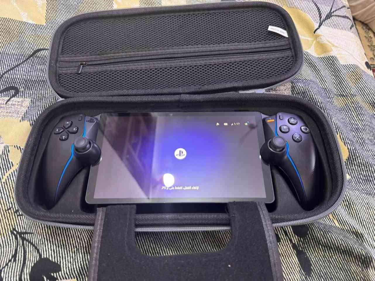 السلام عليكم

بليستيشن بورتال للبيع 

نضيف جداً 

لا مفتوح ولا مصلح 

تشترك شهر حساب امريكي ويفتحلك هواي العاب وتلعب ع السحابي 

السعر 300 وبي مجال بسيط 
مكاني بغداد زعفرانيه


**إذا كنت صاحب هذا الإعلان وتريد حذفه لأي سبب، رجاءا أرسل رسالة إلى الدعم الفني**