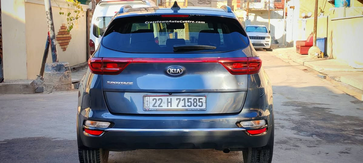 السلام عليكم . سبورتج 2020فول مواصفات ex  محرك 2400 ماشيه 43 ميل نظيفه جدا رقم اربيل تحويل فوري حجر بيئه بلادي بجم كبس
حادث . باب ايمن خلفي وباب ايسر خلفي يرباك برده صبغ اثر شخوط نفس قطع
المواصفات . بانوراما . بصمه بوب . بصمه تشغيل . هيتر كشن . كشن كهرباء . هند بريك بصمه .مود قياده تحكم استرين .الايت زنون . تبريد قطعتين
السعر ١٦٨ بيه مجال بسيط
*********** بغداد, العراق
