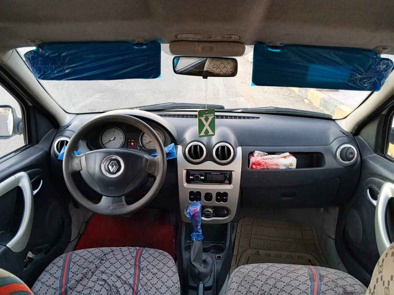 السلام عليكم رينو البيع. مديل 2012   رقم بصره سنويه ال29 مشروع وطني. سياره جاهزه. مكينه كير ع شرط. تبريد شغال. تخم تايرات جديد. حداديه جديد. كهربائيات كله شغاله سياره جاهزه من كل شيء. السعر 59    تفاصيل أكثر هاذه رقمي ***********
