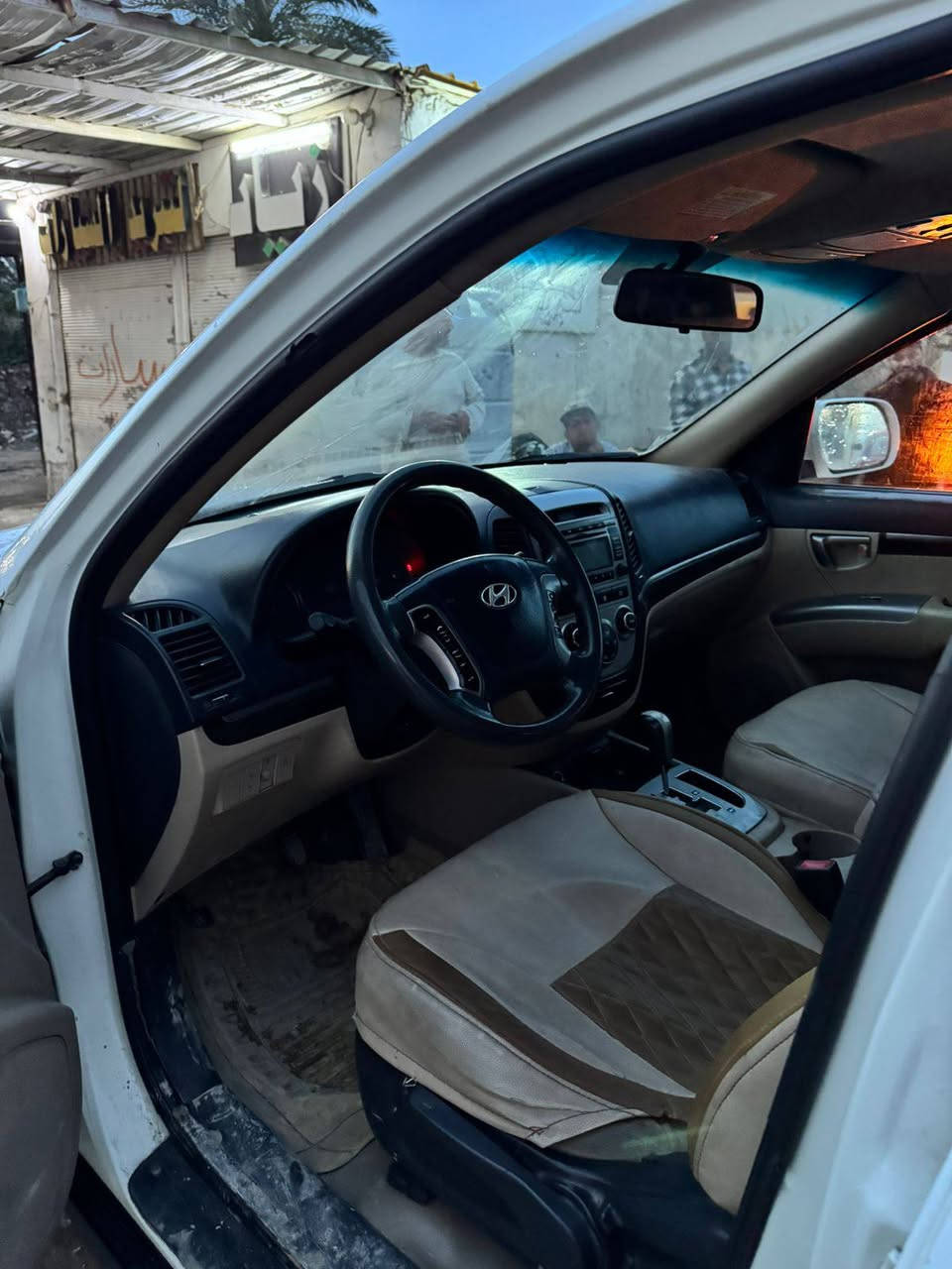 السلام عليكم سنتافي موديل 2010 ؤارد خليجي فؤل مؤاصفات ماعدى البصمه سؤنار كدامك البابين بس صبغ مو ضربه ؤالبنيد كذالك العنوان بابل السعر 120بيه مجال الرقم ***********
