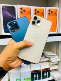 🫡 للبيع قطعتين 12 pro max  الاول.. 12pro max  ذاكرا 512 بطاريه 79% بلا...