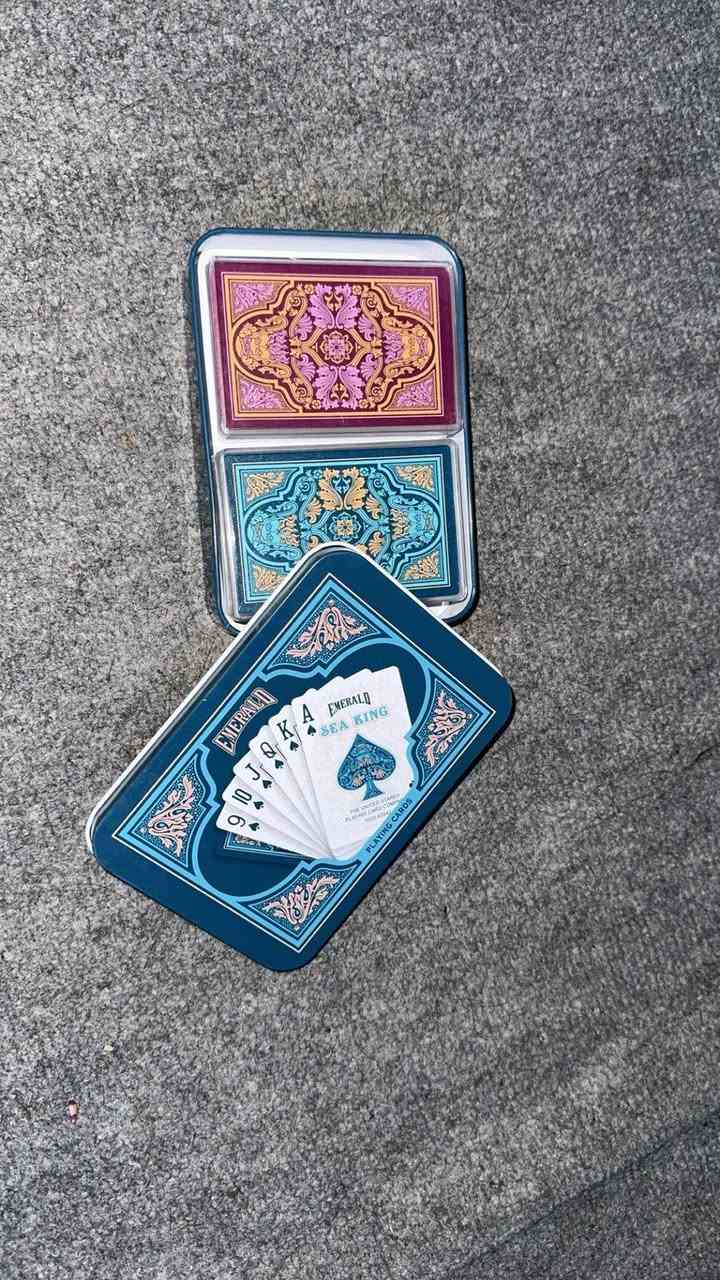 ورق لعب بهذا الشكل علبة حديد وبداخلها علب بلاستك يعر 12 الف مع التوصيل


**إذا كنت صاحب هذا الإعلان وتريد حذفه لأي سبب، رجاءا أرسل رسالة إلى الدعم الفني**