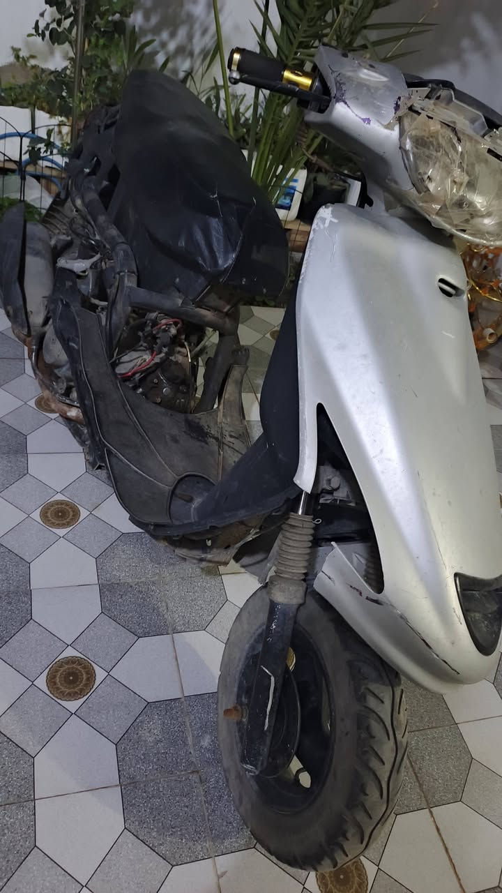 السلام عليكم فراشه للبيع ابيع كوم حديد لان ماعرف اشبيه 150 قفل


**إذا كنت صاحب هذا الإعلان وتريد حذفه لأي سبب، رجاءا أرسل رسالة إلى الدعم الفني**