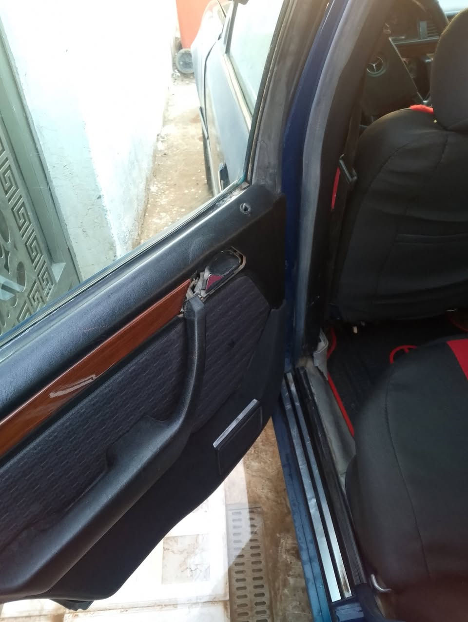 سيارةمارسيدس 86محدثه91
مصبوغة جمالية كير ومحرك  2ونص  بطة  وتخم تاير جديد رقم بغداد
تحويل ثاني يوم من الشراء 
السعر/42ورقة بيها مجال


**إذا كنت صاحب هذا الإعلان وتريد حذفه لأي سبب، رجاءا أرسل رسالة إلى الدعم الفني**