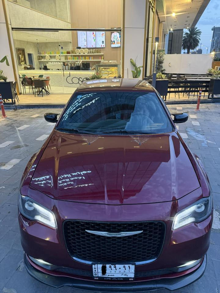 ( ٢٠١٩)
وارد كندي 
الحادث جامرلغ وباب خلف السائق بدون ايرباك
صور الحادث بالمنشور 
‏S 
تو ويل
‏  300  S 
رقمها كلش حلو بغداد 99091

المواصفات :
* نقطة عمياء .  
* مصابيح امامية عدسات تايكر كلفني 500 دولار ومبرمج مع ضمان 3 سنين تجي وتجربهم.
* ويل قياس 20 أنج  
* كاميرا خلفية مع حساسات . 
* شاشه كبيرة مع نظام ملاحة نفكيشن GPS .
* سستم صوت الپاين.
* كار بلي. 
* داخل جلد احمر مختم S
* مقاعد أمامية كهربائية عدد 2 . 
* مقاعد أمامية تدفئة . 
* تشغيل عن بعد .  
* مثبت سرعة . 
* تلفون بلوتوث . 
* مرايا متحسسة للاضاءة العالية .
* كير شفتر بالستيرن . 
* دخول ذكي ترحيب (بصمة) .
* ⁠مكان سيارة ديالى 
*نظام سبورت sport محرك 🏁.
*نظام سبورت كير sport.
*الممشى 100 ميل.
السيارة مرتبها على ايدي مبرمجة سيفتي وبرمجة اوكتان يعني سيارة سفر .
تايرات جدد وباتري جديد وبعد سوالف هواية 
تعجبك اتصل وبيك خير وتدلل متعجبك ربي يرزقك الاحلى منها.

 ***********
