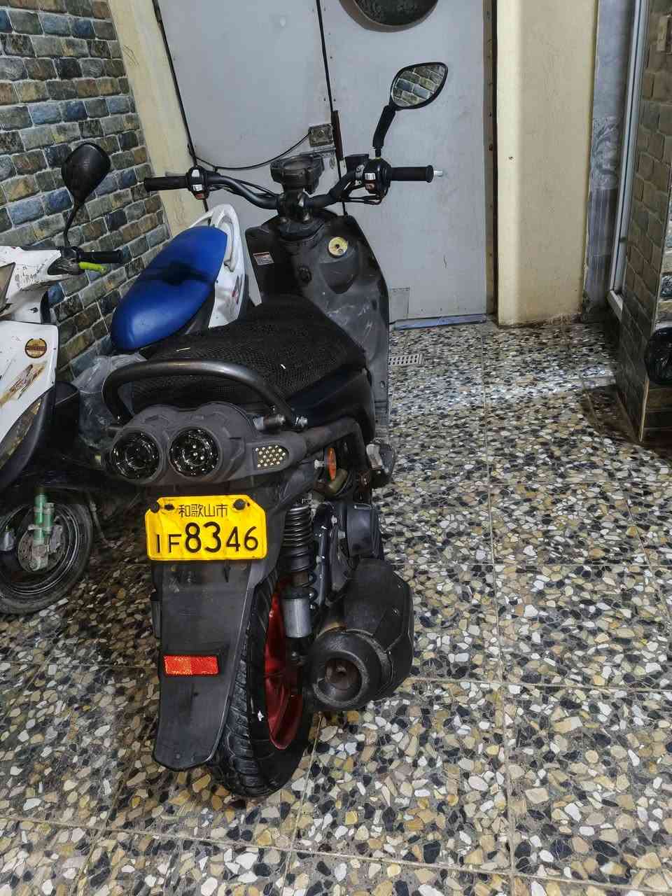 سكنس جبلي صارلي سبوع من نزلتهه رمبه او تاريخ كبالكم لون ازرك طافي كلجات رياضي لايت زنون كلشي شغال بيهه للبيع او مراوس سكنس فحل او حسب القناعه الرقم وتساب فقط *********** يلي ميشتري ليدوخني رجاءاً مكاني حي اور
