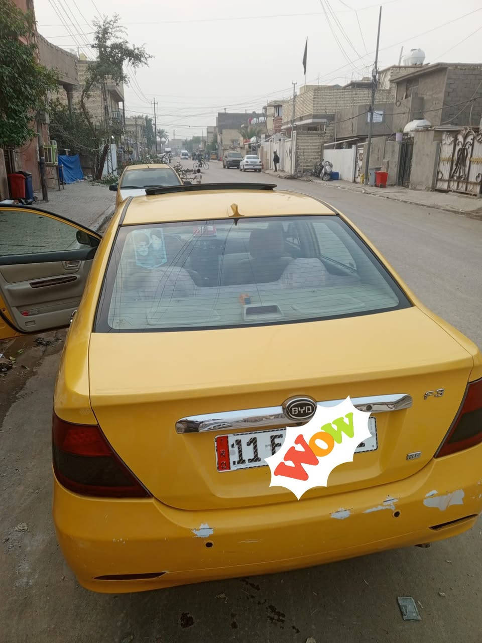 يالله سلام عليكم 
بي واي دي موديل 2013 اف 3بيها ضربه ب الجاملغ الامامي وبنيد مصبوغ بيها خياس بالقماره كد اصبع كير محرك كفاله تبريد شغال بس نزرفت الصونده وطار الغاز تدفئه شغاله تخم تاير جديد رقم بغداد بسمي وبيها الايسي واكف مكان السيارة الغزاليه شارع الضغط *********** السعر 46 وبيها مجال
