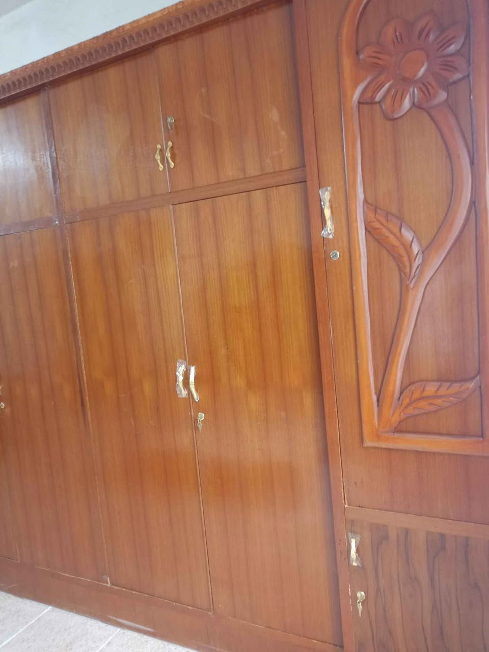 ‎السلام عليكم غرفت اخشاب للبيع غرفه جديده مستعجل علا البيعه وبيها مجال  رقم ***********‎ المدائن, بابل
