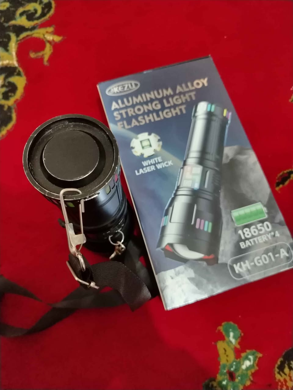 لایتی راو شه وقیکی به هیز لیزه ری
kh-w513)
قوه تی پاتری 18650 وات
4 پاتری لەگەلە 
پاوەر بانکە دەتوانی موبایل پێ شەعن بکەیەوە 
گەیاند هەیە بۆ هەمو شارەکانی کوردستان و عێراق 
*********** ژمارە موبایل سوران, أربيل
