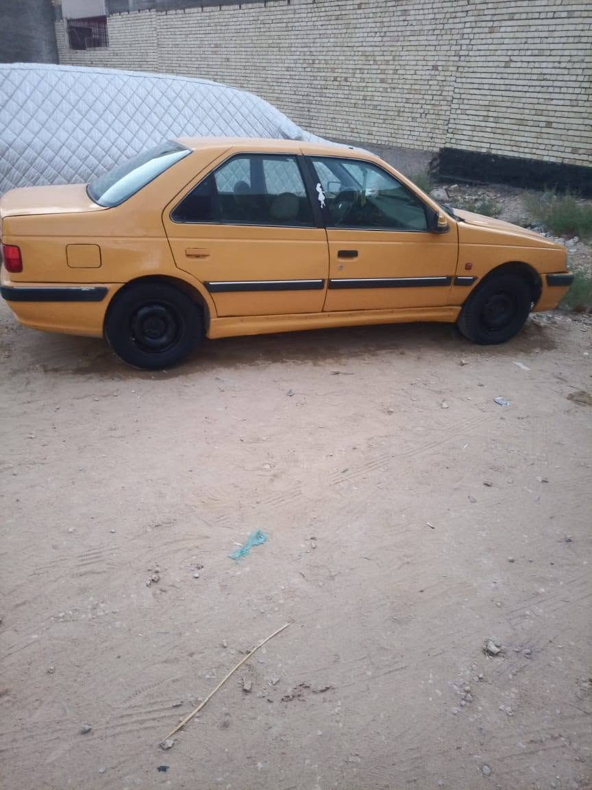 السلام عليكم بيجو باص موديل 20/10  سياره جاهزه
السعر 15 بدون مداور مكاني كربلاء ***********
